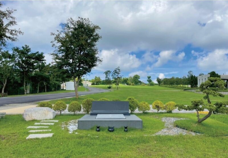 福龍紀念園客製化土葬家族墓園